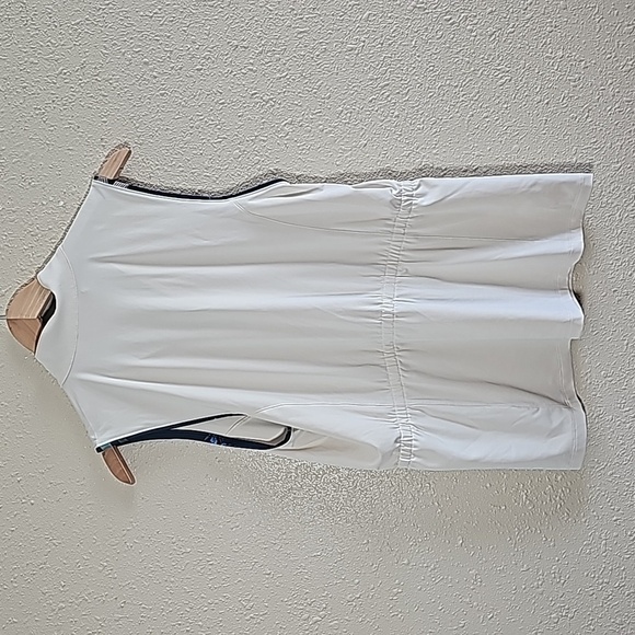 Lady Hagen Sleeveless Top - Picture 6 of 7